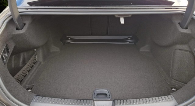 MERCEDES-BENZ E 220 d 4Matic 9G-Tronic