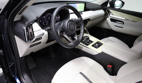 MAZDA CX-60 e-Sky. 327 Tak. AWD