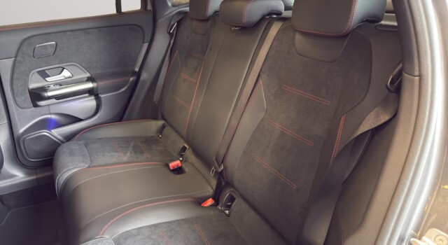 MERCEDES-BENZ GLA 220 4Matic 8G-DCT