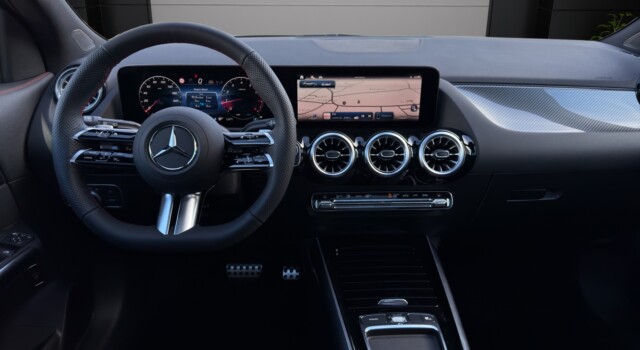 MERCEDES-BENZ GLA 220 4Matic 8G-DCT