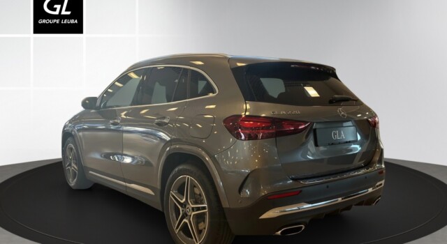 MERCEDES-BENZ GLA 220 4Matic 8G-DCT