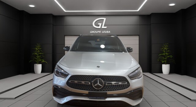 MERCEDES-BENZ GLA 200 AMG Line 7G-DCT
