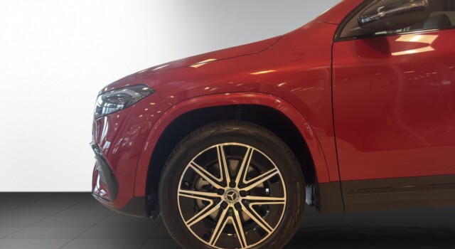 MERCEDES-BENZ EQA 350 66,5 kWh 4Matic Excellence