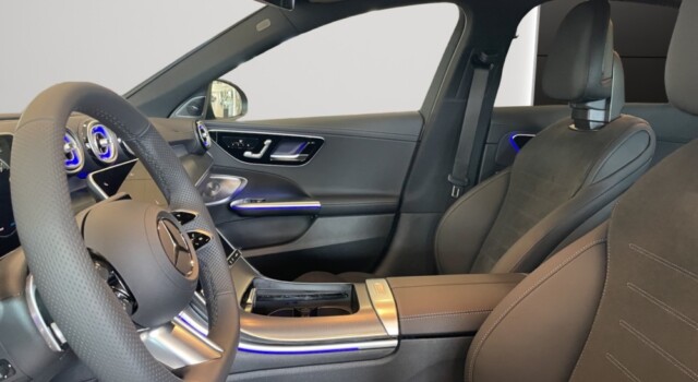 MERCEDES-BENZ C 200 4 Matic