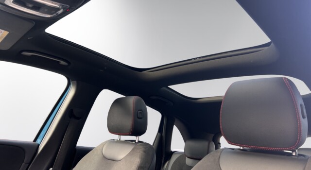 MERCEDES-BENZ B 250 e AMG Line