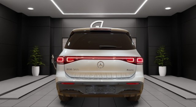 MERCEDES-BENZ EQB 350 AMG Line 4Matic