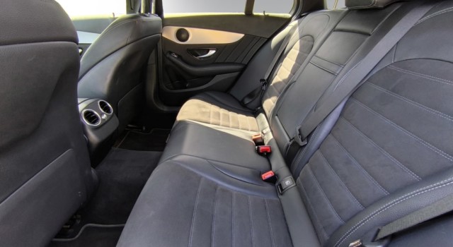 MERCEDES-BENZ C 200 Swiss Star AMG L.4M