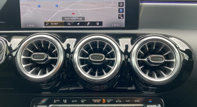 MERCEDES-BENZ CLA 250 CLA SB 250 AMG Line 4M 7G