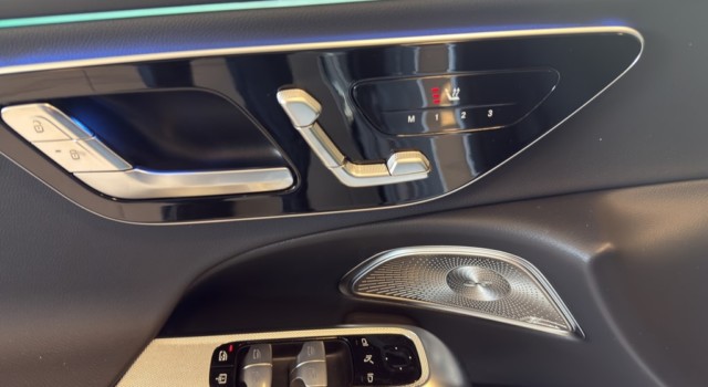 MERCEDES-BENZ E 220 d T 9G-Tronic