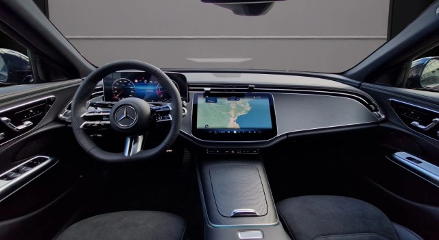 MERCEDES-BENZ E 220 d 4Matic 9G-Tronic