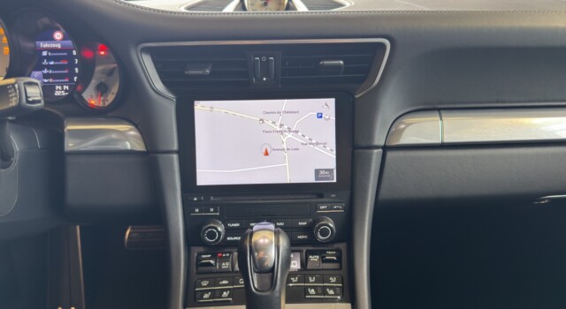 PORSCHE 911 Carrera 4S