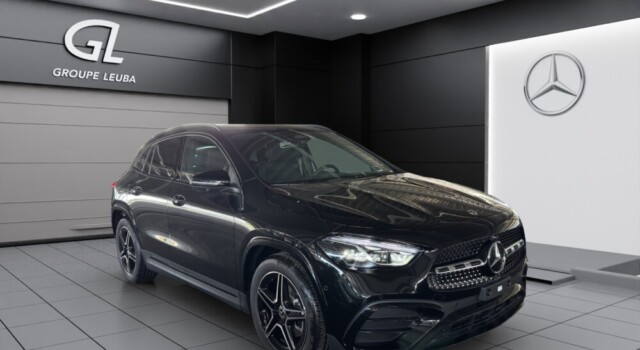 MERCEDES-BENZ GLA 220 4Matic 8G-DCT