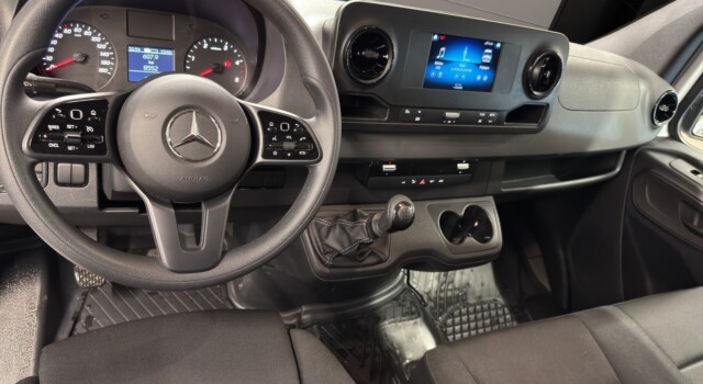 MERCEDES-BENZ Sprinter 315 CDI Standard