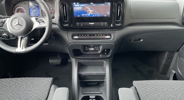 MERCEDES-BENZ VITO 116 CDI Lang Select Family Tourer 9G-Tronic