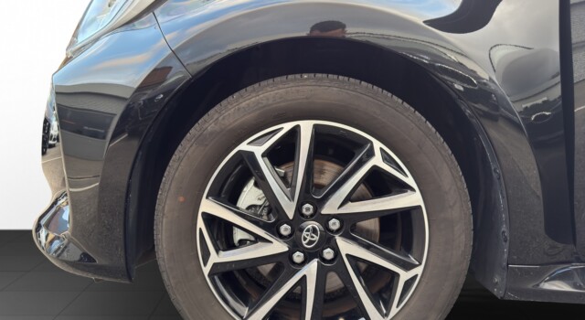 TOYOTA YARIS 1.5 Trend e-CVT