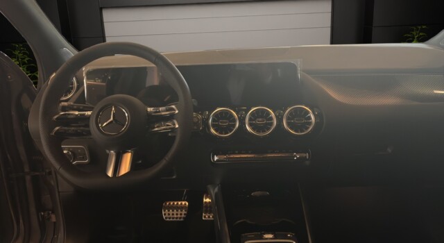 MERCEDES-BENZ 220 GLA  4M