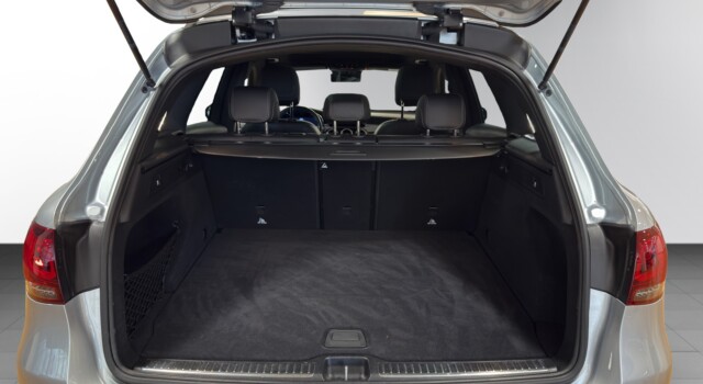 MERCEDES-BENZ GLC 200 4Matic Night Star 9G-Tronic