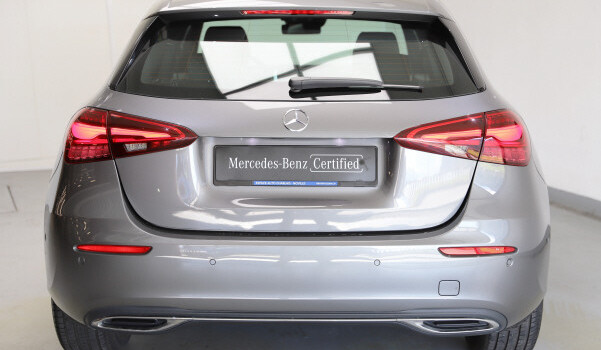 MERCEDES-BENZ A 180 7G-DCT