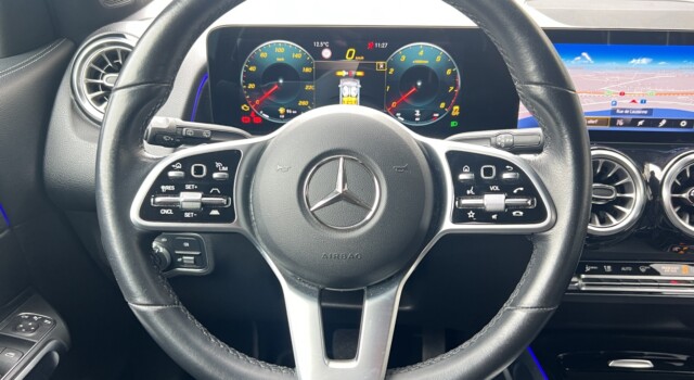MERCEDES-BENZ GLB 200 4Matic Progressive 8G-Tronic