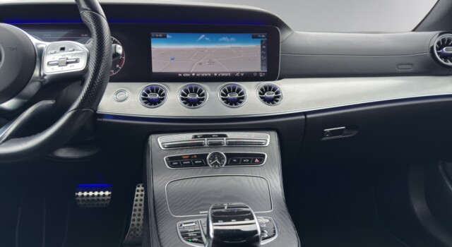 MERCEDES-BENZ E 200 Coupé AMG Line 4 Matic 9G-Tronic