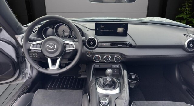 MAZDA MX-5 Skyactiv-G 132 Homura