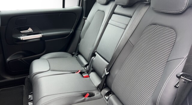 MERCEDES-BENZ GLB 250 4Matic Style 8G-Tronic