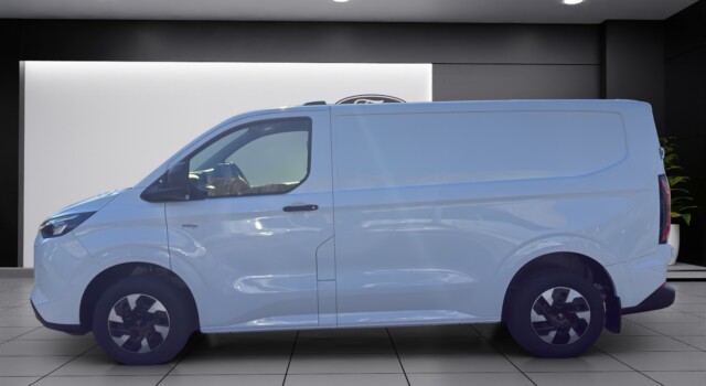 FORD TRANSIT CUSTOM Van 320 L1H1 65kWh Trend