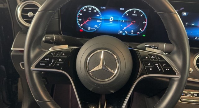 MERCEDES-BENZ E 220 d 4Matic 9G-Tronic