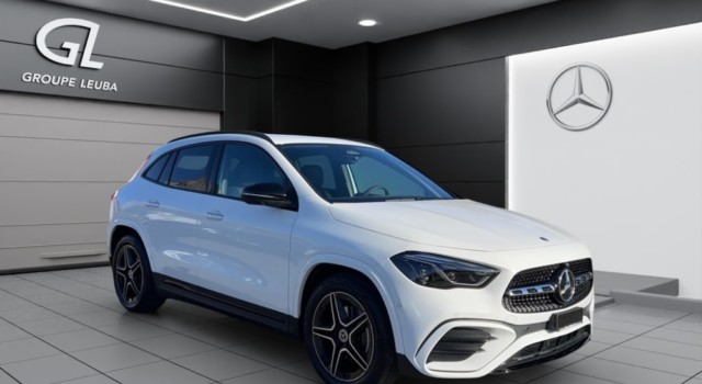 MERCEDES-BENZ GLA 220 4Matic 8G-DCT