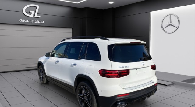 MERCEDES-BENZ GLB 250 4Matic 8G-Tronic