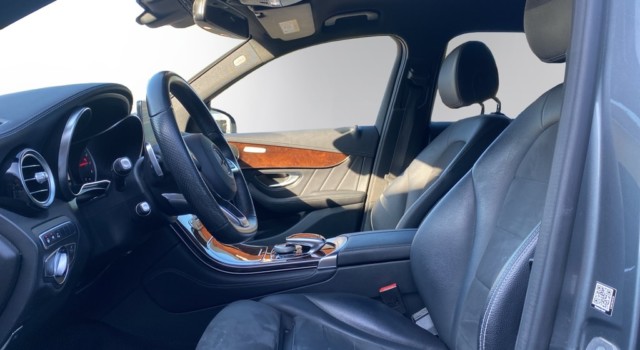 MERCEDES-BENZ GLC 250 AMG Line 4Matic