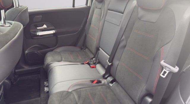 MERCEDES-BENZ GLB 250 4Matic 8G-Tronic