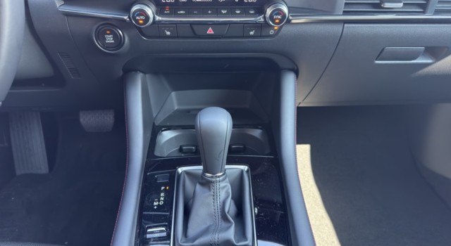 MAZDA 3 Hatchback SKYACTIV-X M Hybrid 186 AWD Homura Automat