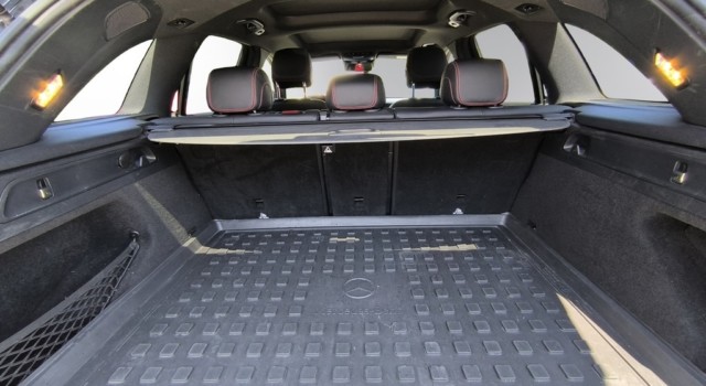 MERCEDES-BENZ GLC 300 e AMG Line 4Matic