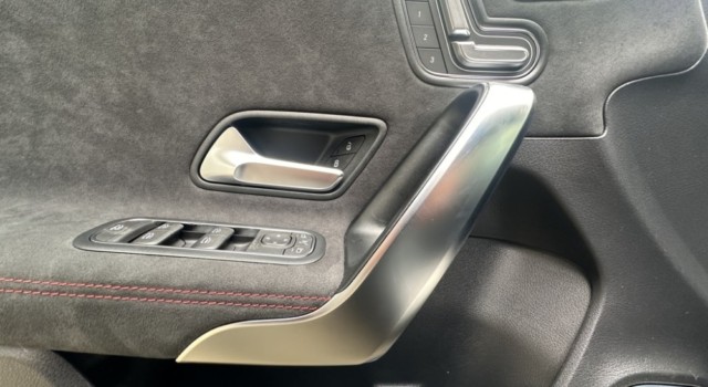 MERCEDES-BENZ A 35 AMG A AMG 35 4Matic 8G-DCT