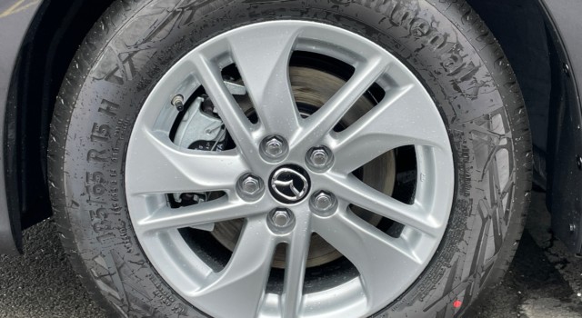 MAZDA 2 Hybrid Centre-line