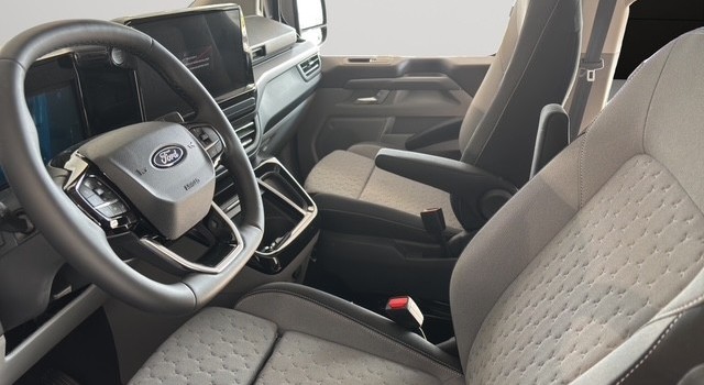 FORD TOURNEO CUSTOM 320 L1 TITANIUM 170CH AUTOMATIQUE