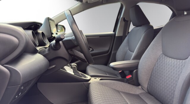 TOYOTA YARIS 1.5 Trend e-CVT