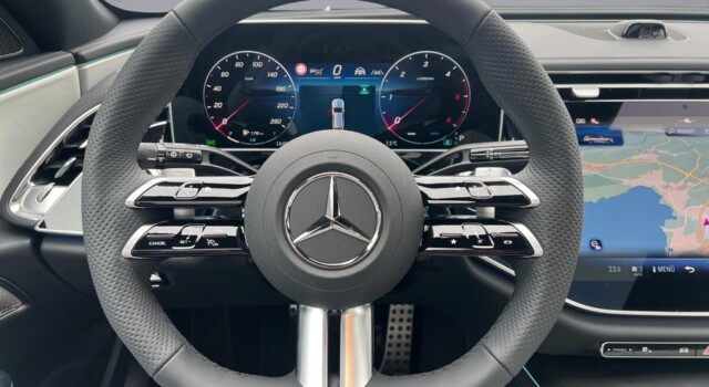 MERCEDES-BENZ E 220 d T 9G-Tronic