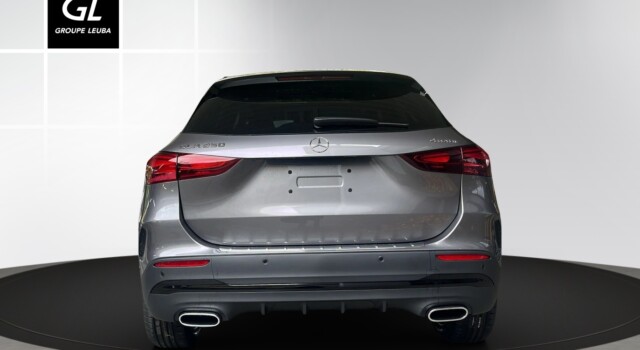 MERCEDES-BENZ GLA 220 4Matic 8G-DCT