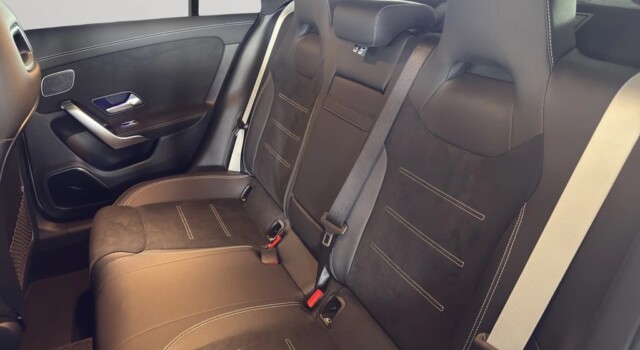 MERCEDES-BENZ CLA 250 4Matic 8G-DCT