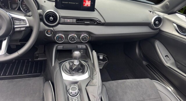 MAZDA MX-5 Skyactiv-G 132 Homura