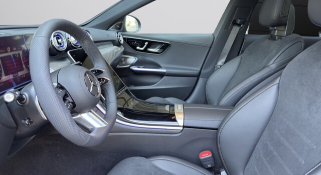 MERCEDES-BENZ C 220 d T 4 Matic