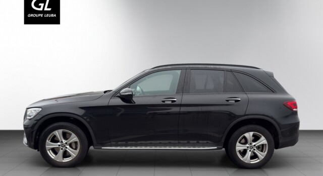 MERCEDES-BENZ GLC 300 e AMG Line 4Matic
