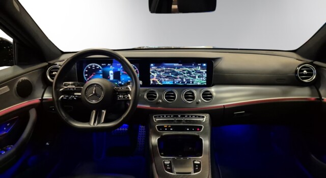MERCEDES-BENZ E 300 de T 4Matic EQ Star 9G-Tronic