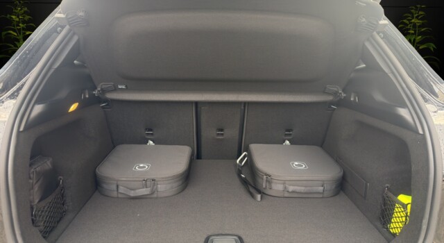 MERCEDES-BENZ EQA 350 66,5 kWh 4Matic Excellence