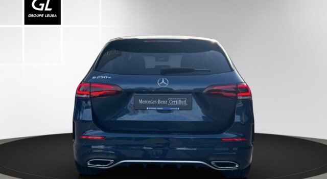 MERCEDES-BENZ B 250 e AMG Line