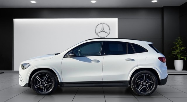 MERCEDES-BENZ GLA 220 4Matic 8G-DCT