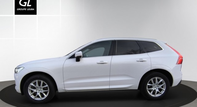 VOLVO XC60 D4 AWD Momentum