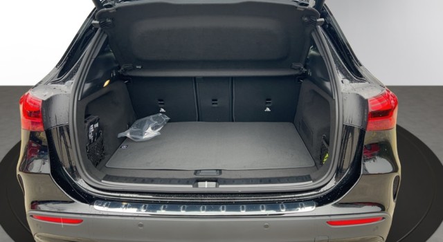 MERCEDES-BENZ GLA 220 4Matic 8G-DCT
